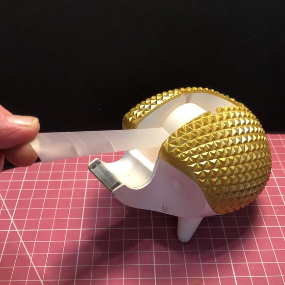 Hedgehog Tape Dispenser - Picture 4 of 4
